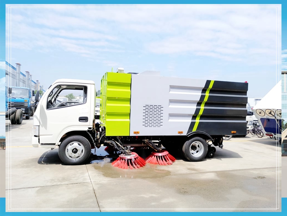 东风小多利卡小型清扫车