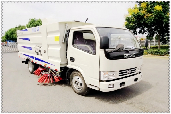 东风吸尘清扫车 东风吸尘清扫车
