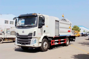 柳汽乘龙抑尘车(11立方、50-100米雾炮机)