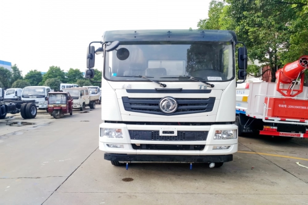 东风T5后双桥多功能抑尘车(60-120米雾炮)