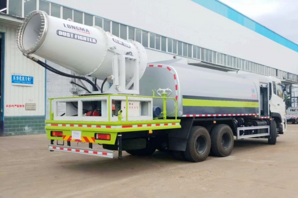 东风天龙多功能抑尘车(60-120米雾炮机)