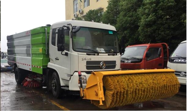 洗扫车选配除雪滚刷