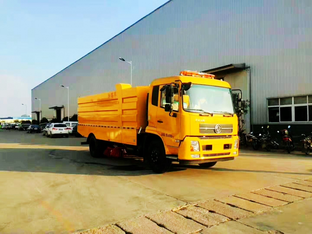 东风天锦道路清扫车