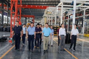 广东省茂名市政协团参观程力商用车工业园