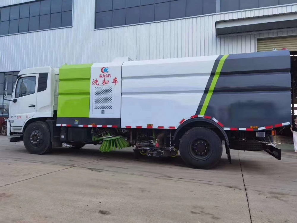 环卫洗扫车